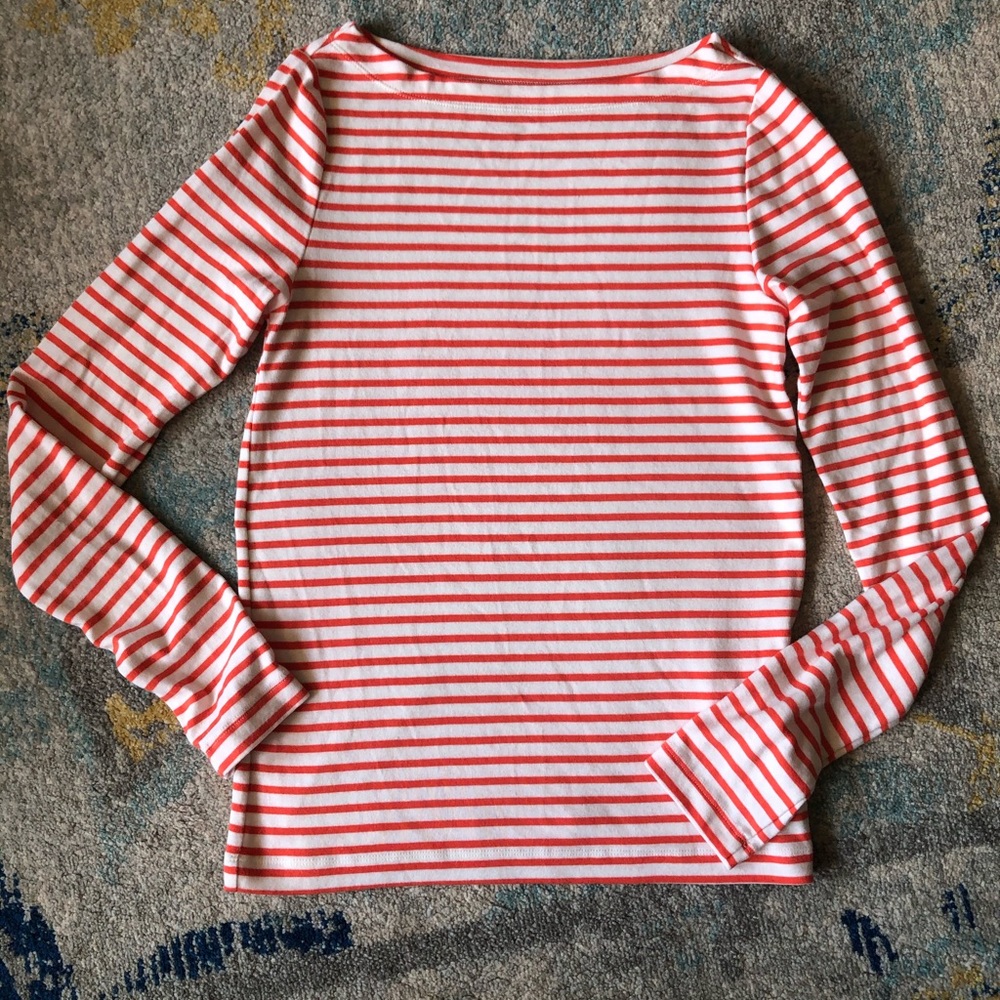 Gap shirt size medium